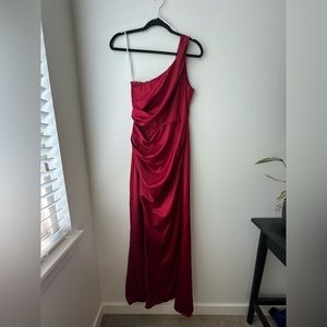Lulu’s floor length red gown. Size S